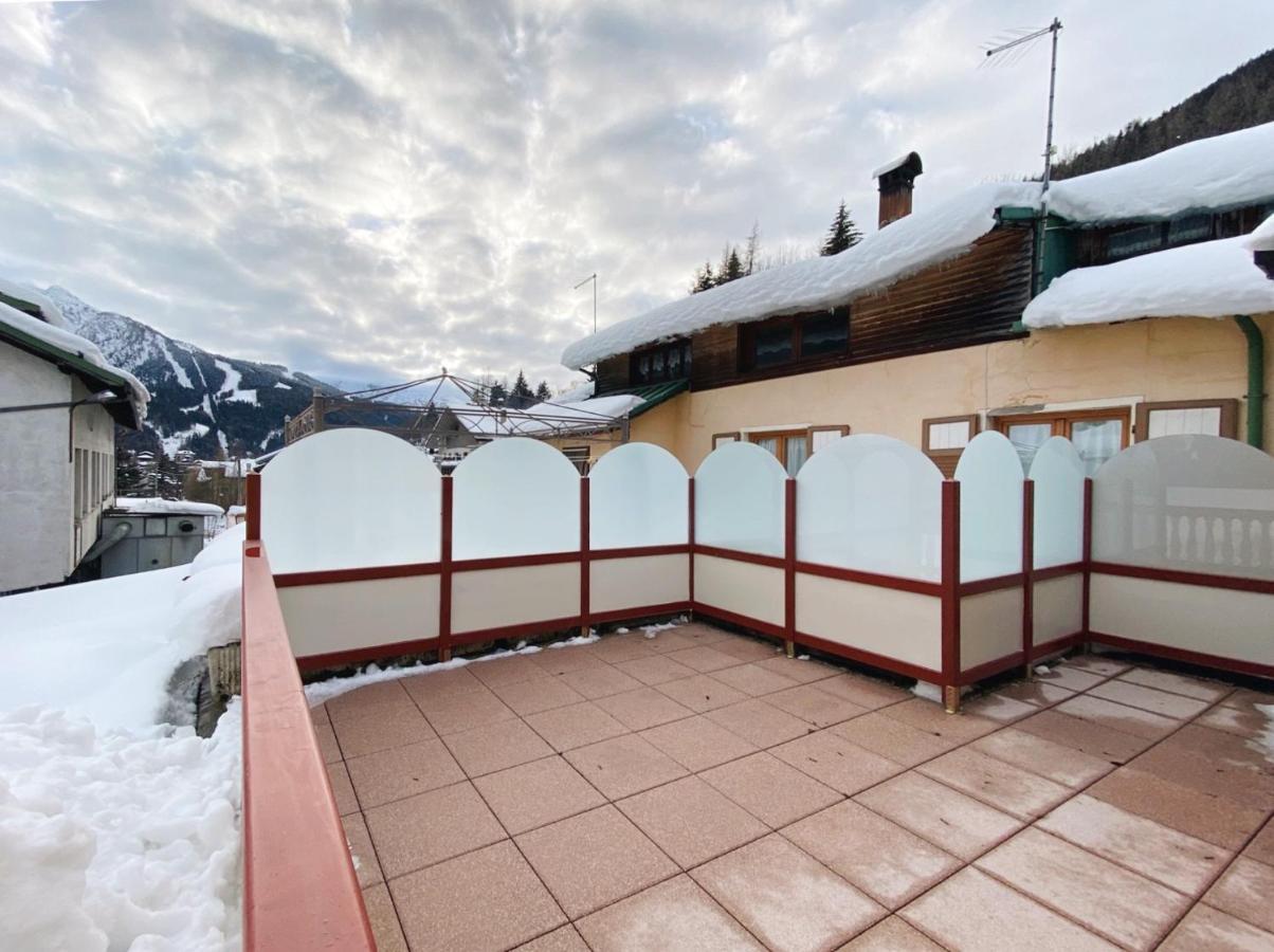 Home Giulia Ponte Di Legno Eksteriør billede