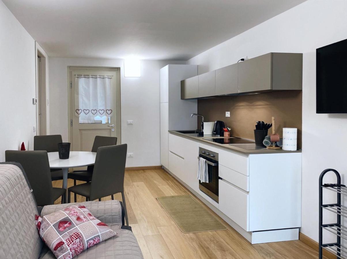 Home Giulia Ponte Di Legno Eksteriør billede
